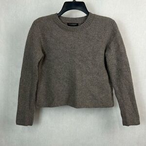 Banana Republic Gray Cropped Sweater Womens Sz Medium Crew Neck Ribbed